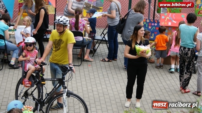 Zdjęcie w galerii na portalu naszraciborz.pl: Baśniowy Dzień Dziecka w bibliotece  wiadomości z regionu