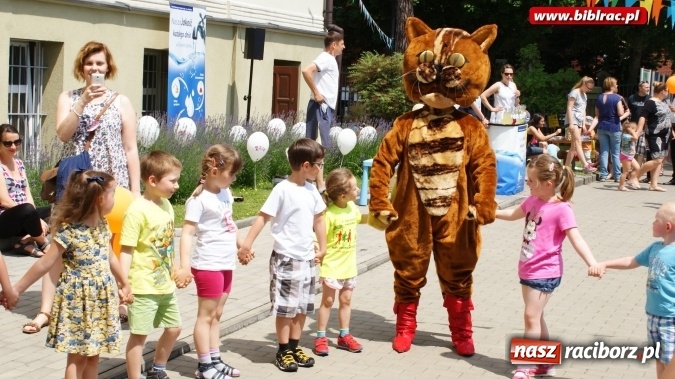 Zdjęcie w galerii na portalu naszraciborz.pl: Baśniowy Dzień Dziecka w bibliotece  wiadomości z regionu