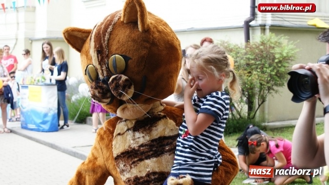 Zdjęcie w galerii na portalu naszraciborz.pl: Baśniowy Dzień Dziecka w bibliotece  wiadomości z regionu