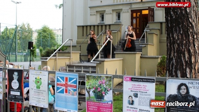 Zdjęcie w galerii na portalu naszraciborz.pl: Cecylia Kukuczka i Trio Appassionato, czyli Noc bibliotek w Raciborzu  wiadomości z regionu