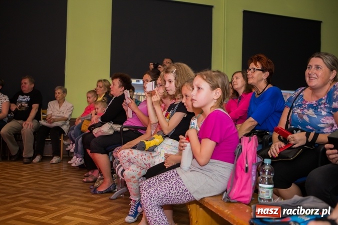 Zdjęcie w galerii na portalu naszraciborz.pl: Wiosenny Pląs w Młodzieżowym Domu Kultury wiadomości z regionu