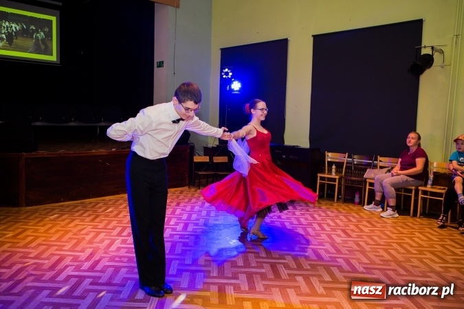 Zdjęcie w galerii na portalu naszraciborz.pl: Wiosenny Pląs w Młodzieżowym Domu Kultury wiadomości z regionu