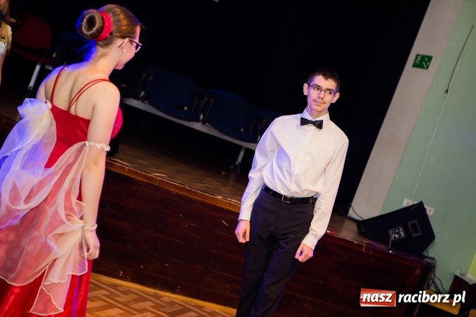 Zdjęcie w galerii na portalu naszraciborz.pl: Wiosenny Pląs w Młodzieżowym Domu Kultury wiadomości z regionu