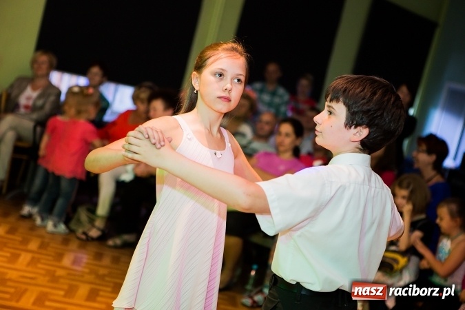 Zdjęcie w galerii na portalu naszraciborz.pl: Wiosenny Pląs w Młodzieżowym Domu Kultury wiadomości z regionu
