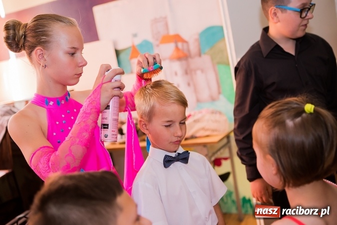 Zdjęcie w galerii na portalu naszraciborz.pl: Wiosenny Pląs w Młodzieżowym Domu Kultury wiadomości z regionu