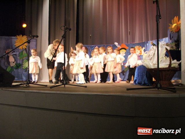 Zdjęcie w galerii na portalu naszraciborz.pl: Przedszkolaki zrobiły furorę! wiadomości z regionu