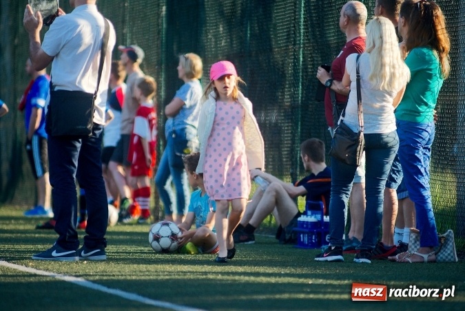 Zdjęcie w galerii na portalu naszraciborz.pl: Emocjonujące spotkanie orlików. Gol Krzanowic w końcówce na miarę remisu wiadomości z regionu