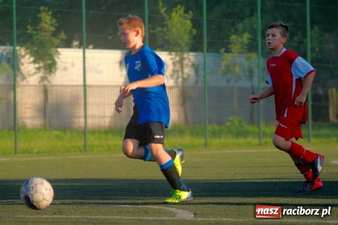 Zdjęcie w galerii na portalu naszraciborz.pl: Emocjonujące spotkanie orlików. Gol Krzanowic w końcówce na miarę remisu wiadomości z regionu