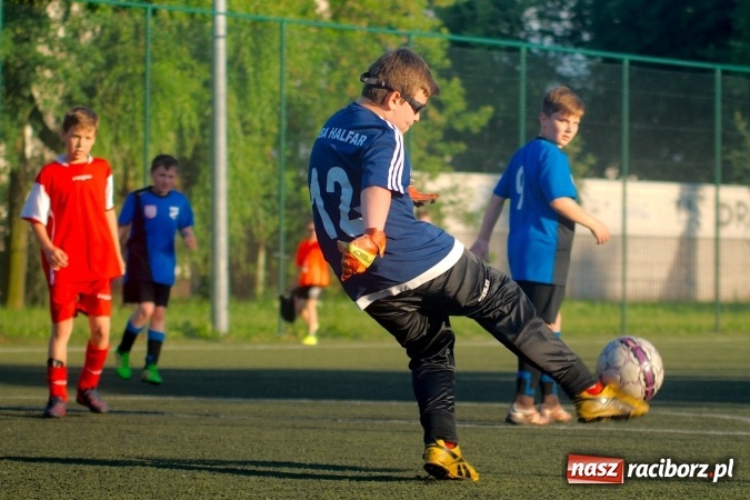 Zdjęcie w galerii na portalu naszraciborz.pl: Emocjonujące spotkanie orlików. Gol Krzanowic w końcówce na miarę remisu wiadomości z regionu