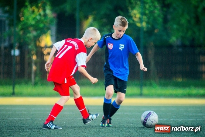 Zdjęcie w galerii na portalu naszraciborz.pl: Emocjonujące spotkanie orlików. Gol Krzanowic w końcówce na miarę remisu wiadomości z regionu
