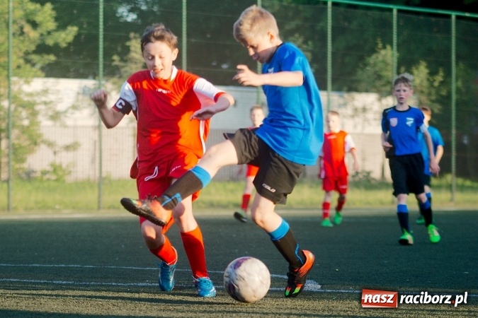 Zdjęcie w galerii na portalu naszraciborz.pl: Emocjonujące spotkanie orlików. Gol Krzanowic w końcówce na miarę remisu wiadomości z regionu