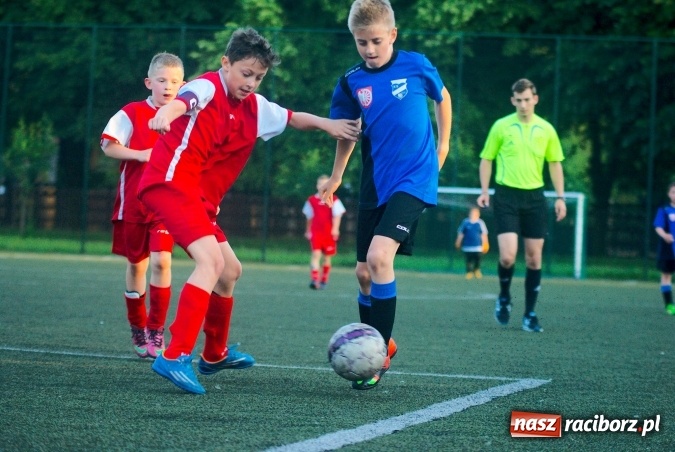 Zdjęcie w galerii na portalu naszraciborz.pl: Emocjonujące spotkanie orlików. Gol Krzanowic w końcówce na miarę remisu wiadomości z regionu