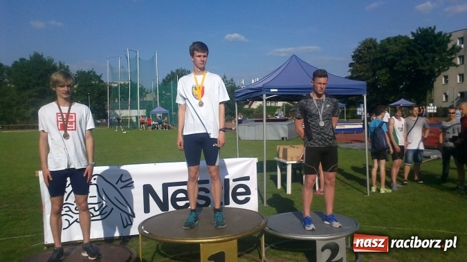 Zdjęcie w galerii na portalu naszraciborz.pl: Dziewiętnaście medali raciborskich lekkoatletów wiadomości z regionu
