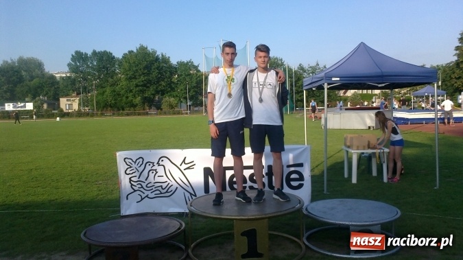 Zdjęcie w galerii na portalu naszraciborz.pl: Dziewiętnaście medali raciborskich lekkoatletów wiadomości z regionu