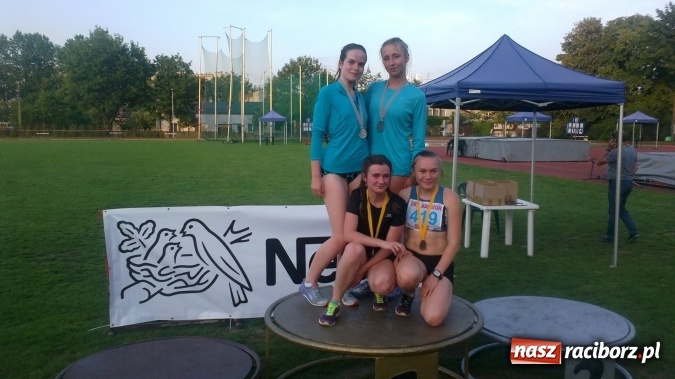 Zdjęcie w galerii na portalu naszraciborz.pl: Dziewiętnaście medali raciborskich lekkoatletów wiadomości z regionu