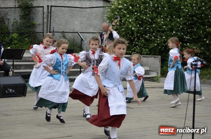 Zdjęcie w galerii na portalu naszraciborz.pl: Prezentacje grup artystycznych i zajęciowych w RCK  wiadomości z regionu