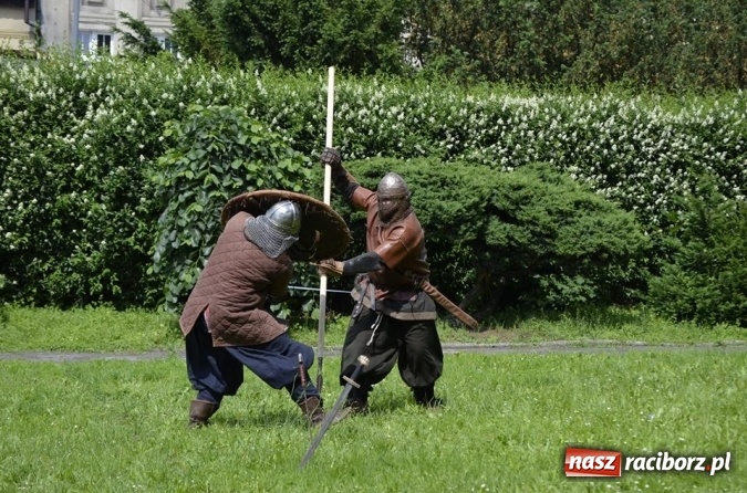 Zdjęcie w galerii na portalu naszraciborz.pl: Prezentacje grup artystycznych i zajęciowych w RCK  wiadomości z regionu