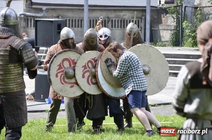 Zdjęcie w galerii na portalu naszraciborz.pl: Prezentacje grup artystycznych i zajęciowych w RCK  wiadomości z regionu