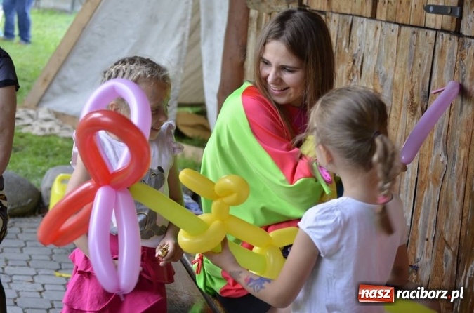 Zdjęcie w galerii na portalu naszraciborz.pl: Prezentacje grup artystycznych i zajęciowych w RCK  wiadomości z regionu