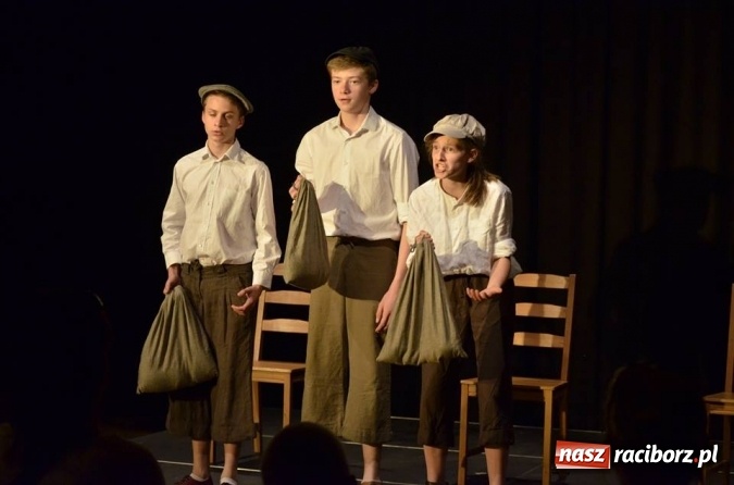 Zdjęcie w galerii na portalu naszraciborz.pl: Prezentacje grup artystycznych i zajęciowych w RCK  wiadomości z regionu