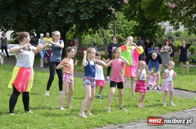 Zdjęcie w galerii na portalu naszraciborz.pl: Prezentacje grup artystycznych i zajęciowych w RCK  wiadomości z regionu