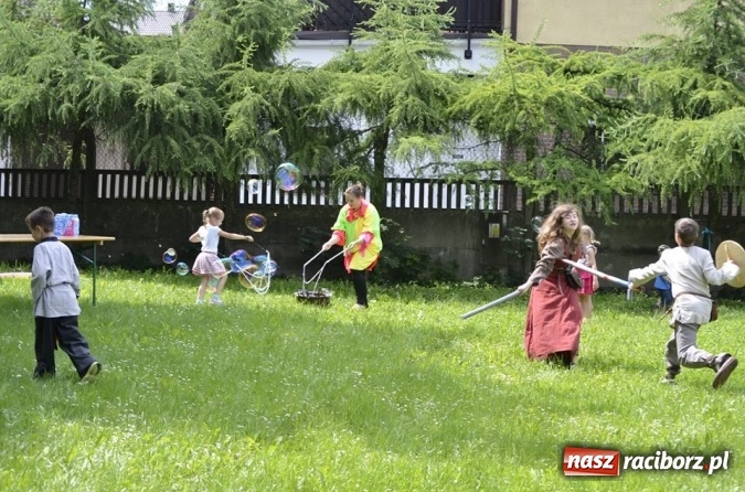 Zdjęcie w galerii na portalu naszraciborz.pl: Prezentacje grup artystycznych i zajęciowych w RCK  wiadomości z regionu