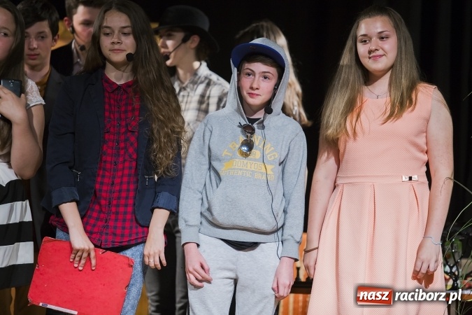 Zdjęcie w galerii na portalu naszraciborz.pl: Teatr KODO zaprosił na premierę spektaklu Cena wiadomości z regionu