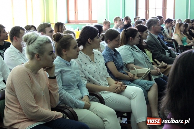 Zdjęcie w galerii na portalu naszraciborz.pl: Problemy architektoniczne i przestrzenne miasta linearnego. Seminarium w PWSZ wiadomości z regionu