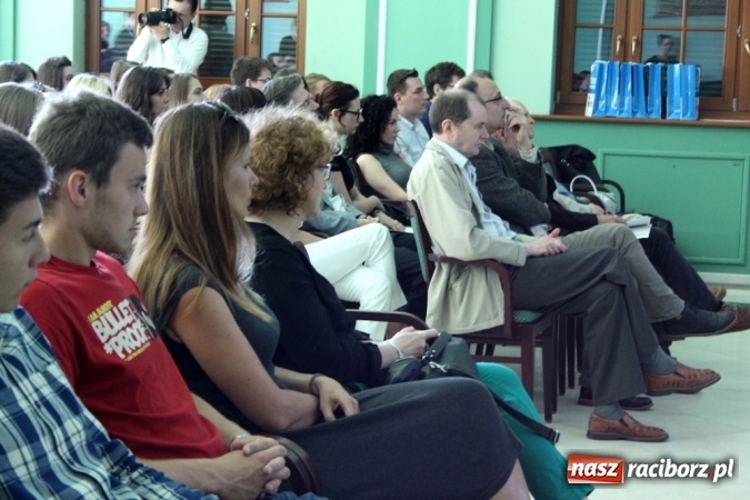 Zdjęcie w galerii na portalu naszraciborz.pl: Problemy architektoniczne i przestrzenne miasta linearnego. Seminarium w PWSZ wiadomości z regionu
