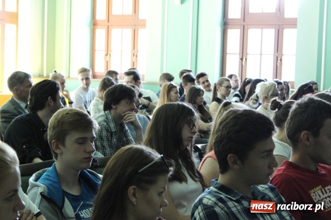 Zdjęcie w galerii na portalu naszraciborz.pl: Problemy architektoniczne i przestrzenne miasta linearnego. Seminarium w PWSZ wiadomości z regionu