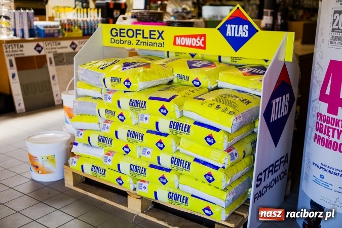 Zdjęcie w galerii na portalu naszraciborz.pl: Klej do płytek Atlas Geoflex w opakowaniu foliowym już do kupienia w Dombod-bis wiadomości z regionu