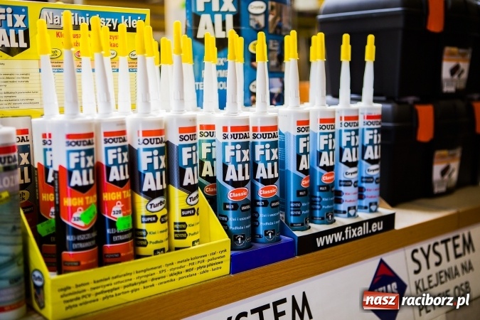 Zdjęcie w galerii na portalu naszraciborz.pl: Klej do płytek Atlas Geoflex w opakowaniu foliowym już do kupienia w Dombod-bis wiadomości z regionu