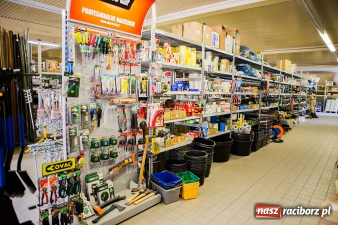 Zdjęcie w galerii na portalu naszraciborz.pl: Klej do płytek Atlas Geoflex w opakowaniu foliowym już do kupienia w Dombod-bis wiadomości z regionu