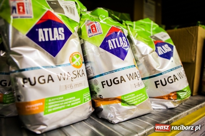 Zdjęcie w galerii na portalu naszraciborz.pl: Klej do płytek Atlas Geoflex w opakowaniu foliowym już do kupienia w Dombod-bis wiadomości z regionu