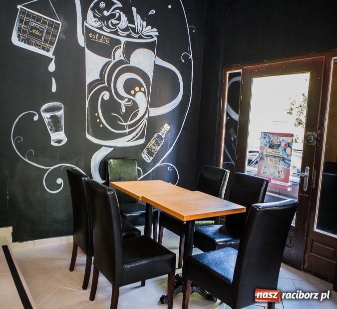 Zdjęcie w galerii na portalu naszraciborz.pl: Śledź i wódka od piątku będą miały swoje Ministerstwo w Raciborzu! wiadomości z regionu