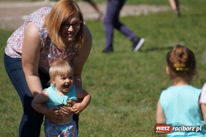 Zdjęcie w galerii na portalu naszraciborz.pl: Święto miłości na pikniku w Babicach  wiadomości z regionu