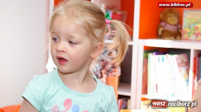 Zdjęcie w galerii na portalu naszraciborz.pl: Dzień Dziecka z Franklinem w bibliotece przy Bielskiej 12  wiadomości z regionu