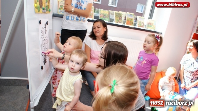 Zdjęcie w galerii na portalu naszraciborz.pl: Dzień Dziecka z Franklinem w bibliotece przy Bielskiej 12  wiadomości z regionu