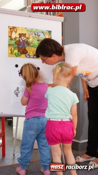 Zdjęcie w galerii na portalu naszraciborz.pl: Dzień Dziecka z Franklinem w bibliotece przy Bielskiej 12  wiadomości z regionu
