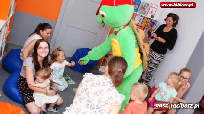 Zdjęcie w galerii na portalu naszraciborz.pl: Dzień Dziecka z Franklinem w bibliotece przy Bielskiej 12  wiadomości z regionu