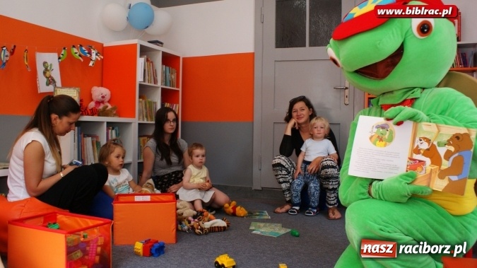 Zdjęcie w galerii na portalu naszraciborz.pl: Dzień Dziecka z Franklinem w bibliotece przy Bielskiej 12  wiadomości z regionu