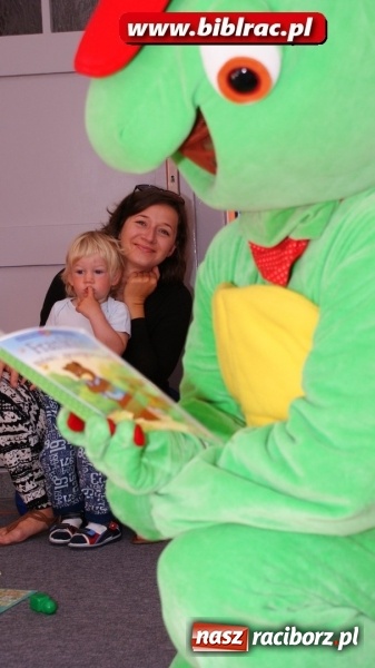 Zdjęcie w galerii na portalu naszraciborz.pl: Dzień Dziecka z Franklinem w bibliotece przy Bielskiej 12  wiadomości z regionu