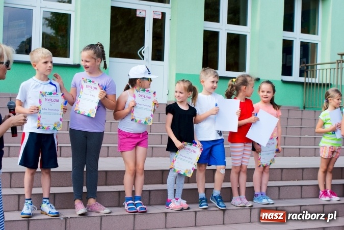 Zdjęcie w galerii na portalu naszraciborz.pl: W Szkole Podstawowej nr 13 świętowali Dzień Sportu wiadomości z regionu