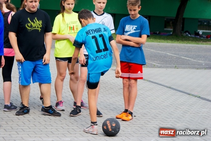 Zdjęcie w galerii na portalu naszraciborz.pl: W Szkole Podstawowej nr 13 świętowali Dzień Sportu wiadomości z regionu