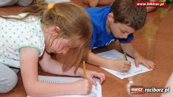 Zdjęcie w galerii na portalu naszraciborz.pl: XV Ogólnopolski Tydzień Czytania Dzieciom w raciborskiej bibliotece wiadomości z regionu