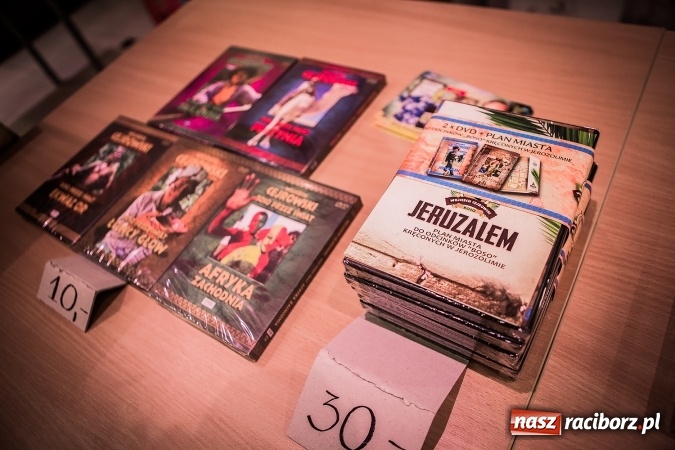 Zdjęcie w galerii na portalu naszraciborz.pl: Wojciech Cejrowski bawił w Raciborskim Centrum Kultury wiadomości z regionu