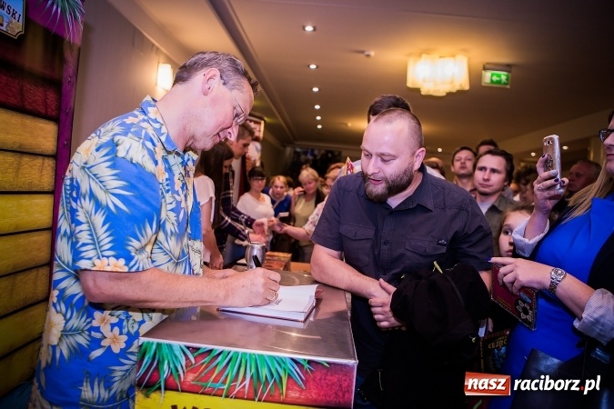 Zdjęcie w galerii na portalu naszraciborz.pl: Wojciech Cejrowski bawił w Raciborskim Centrum Kultury wiadomości z regionu