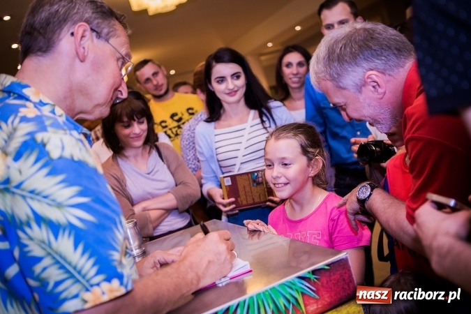 Zdjęcie w galerii na portalu naszraciborz.pl: Wojciech Cejrowski bawił w Raciborskim Centrum Kultury wiadomości z regionu