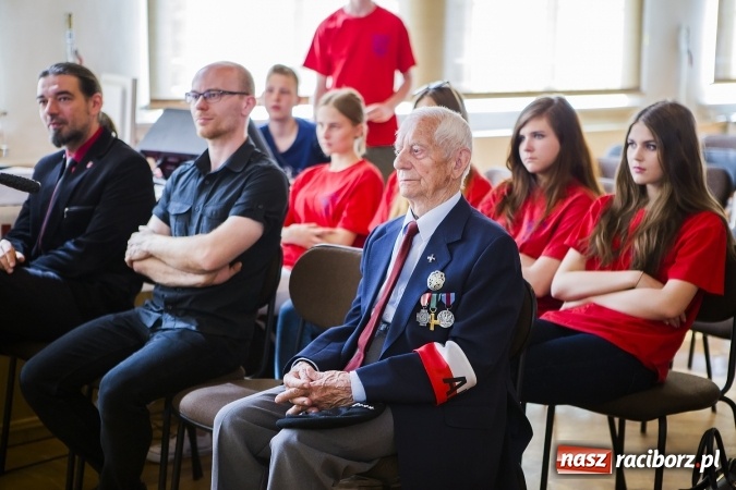 Zdjęcie w galerii na portalu naszraciborz.pl: Konkurs historyczny o II wojnie światowej rozstrzygnięty  wiadomości z regionu