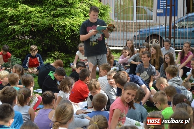 Zdjęcie w galerii na portalu naszraciborz.pl: Jak nie czytam, jak czytam - bronią się uczniowie SP 4  wiadomości z regionu